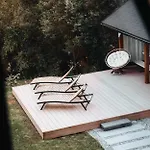 Budzi Nas - Maly Ferienhaus